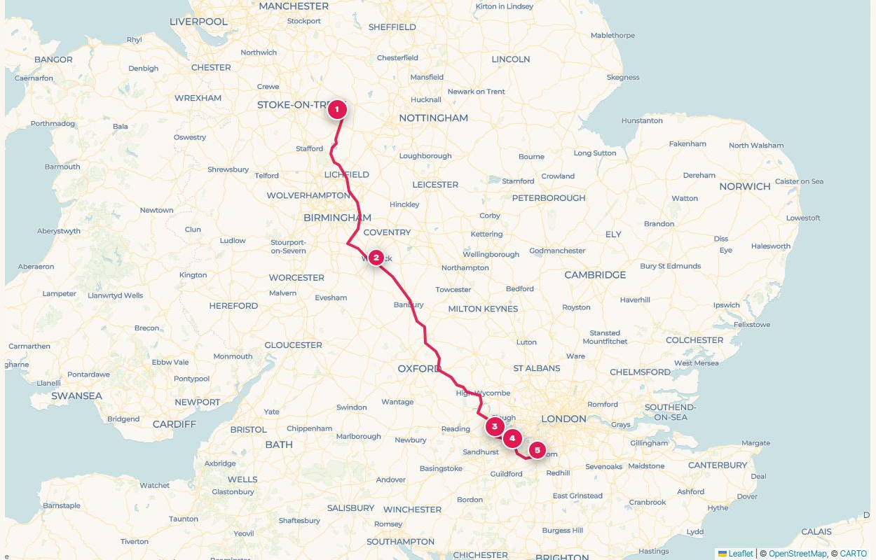 Kartenansicht aus dem Tourplaner mit Straßenroute und nummerierten Parkstopps